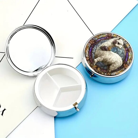 1pc  Alpaca & Princess Floral Pill Box Organizer - Picture 2 of 4